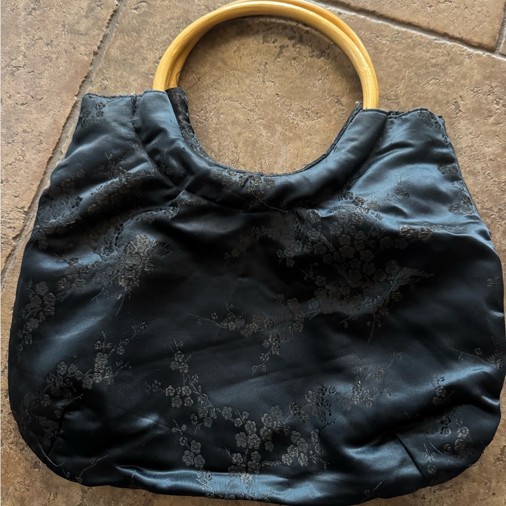 Black hand bag